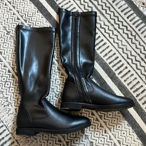 Bussola never worn waterproof boots size 38!!